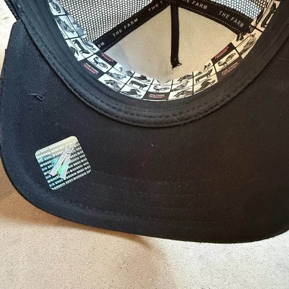 Goorin Bros King Lion Trucker Hat White/Black Adjustable Mesh Back The Farm